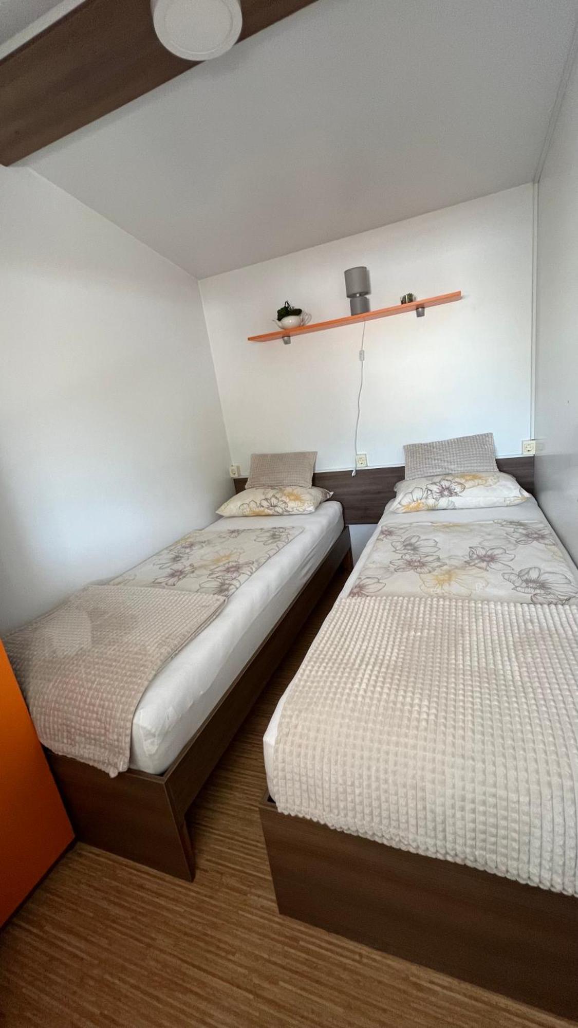 Zelena Laguna Mobile Homes Mugeba Esterno foto
